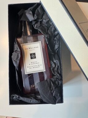 Jo Malone Mimosa & Cardamom body wash